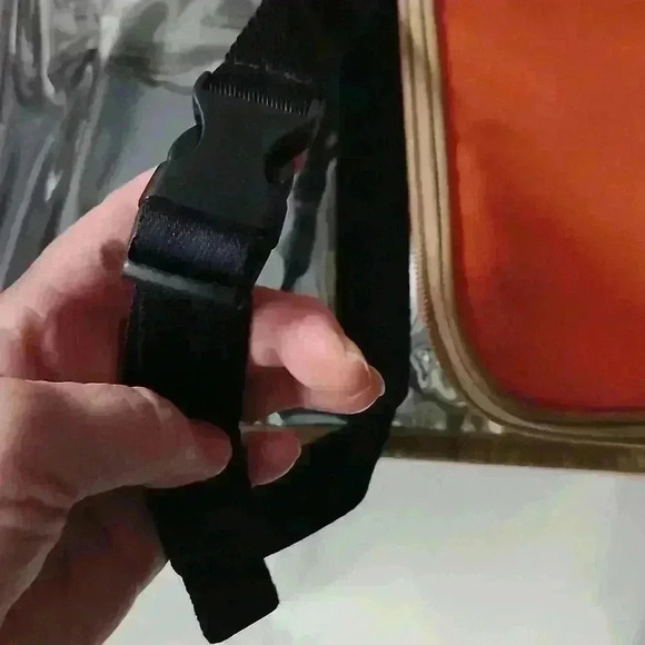 Rachael Ray hot dish to go holder - Picture 8 of 8